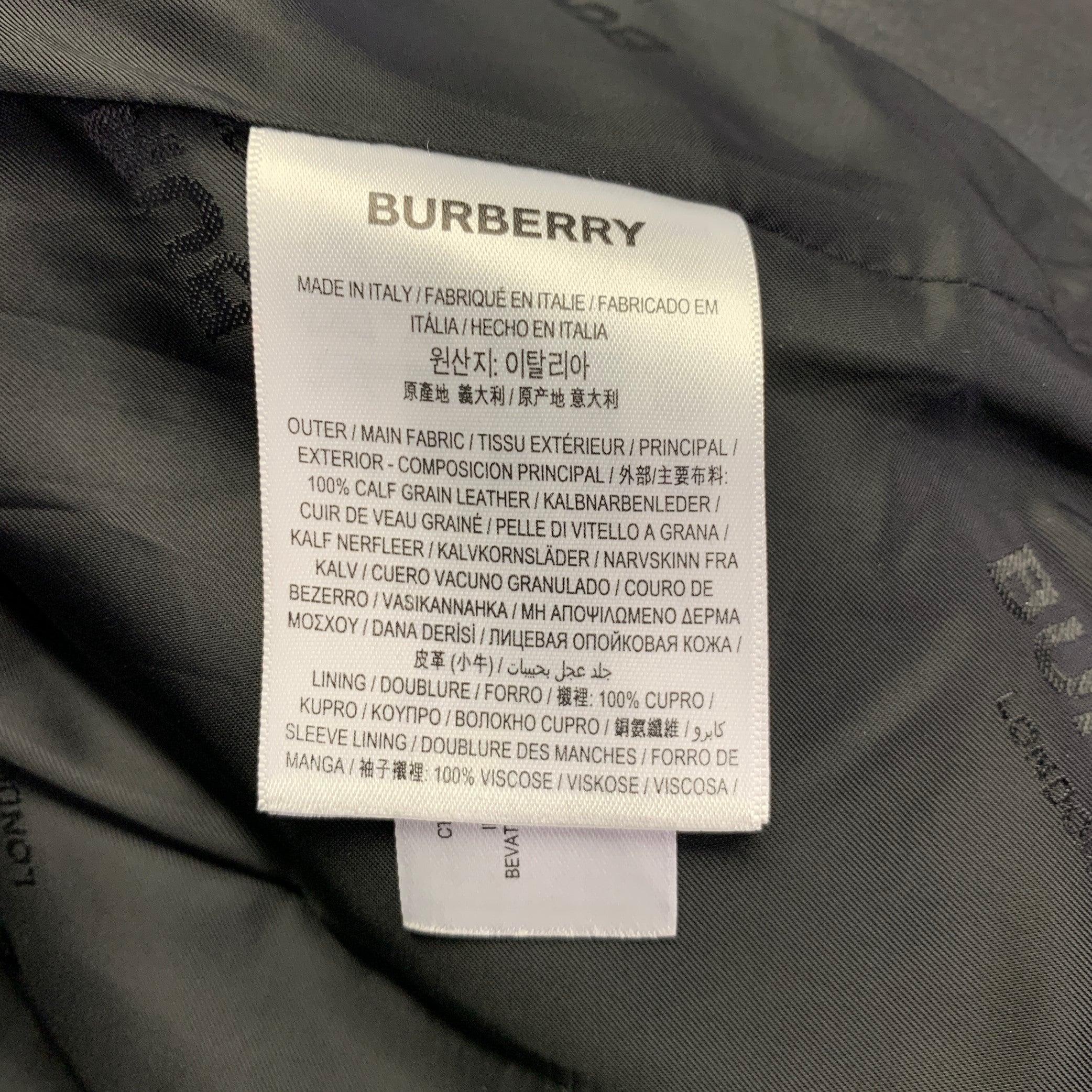 Burberry Taglia 4 Giacca Biker in pelle nera con cintura e code in vendita 1