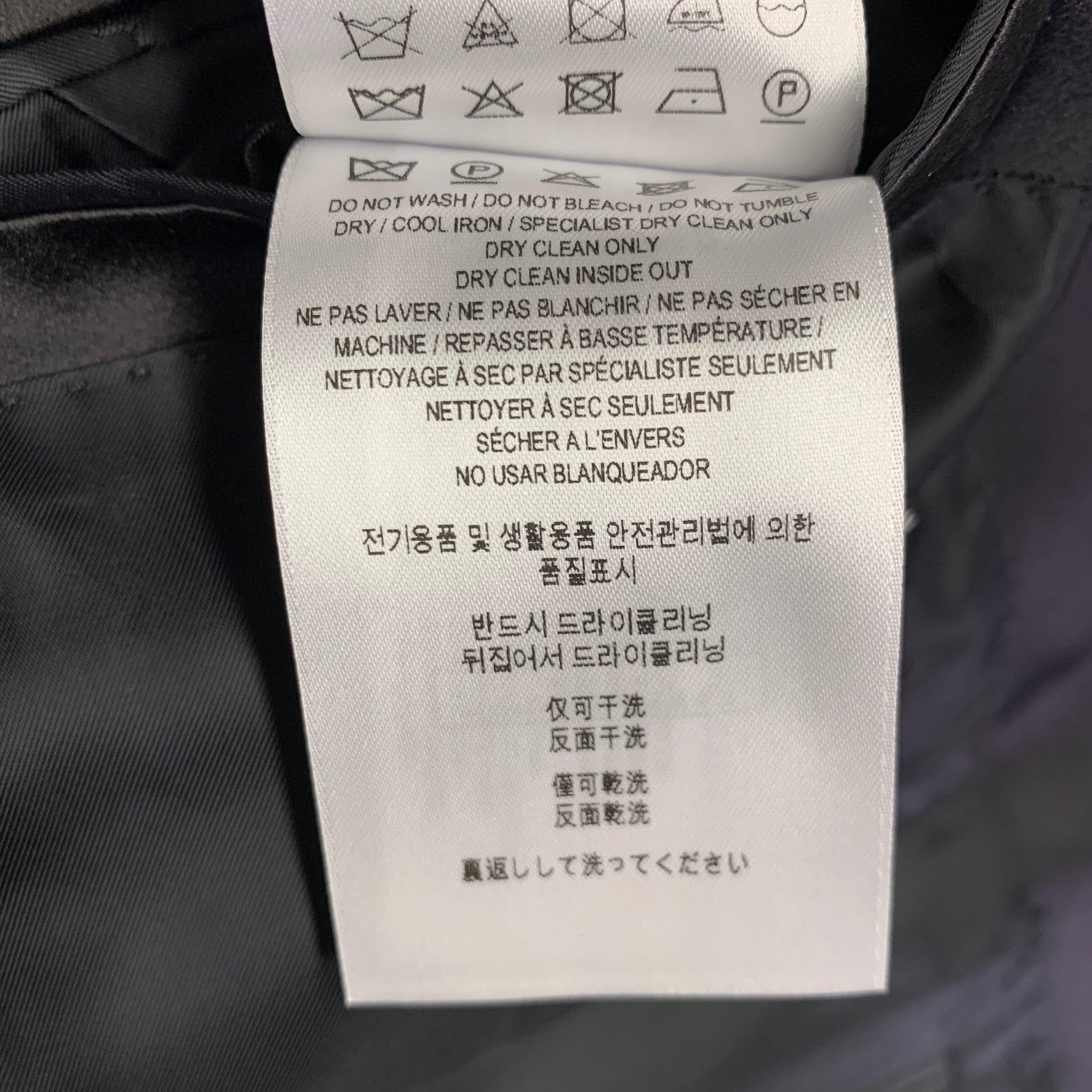 Burberry Taille 40 Manteau de sport en laine mohair cloutée à revers pointe noir en vente 6