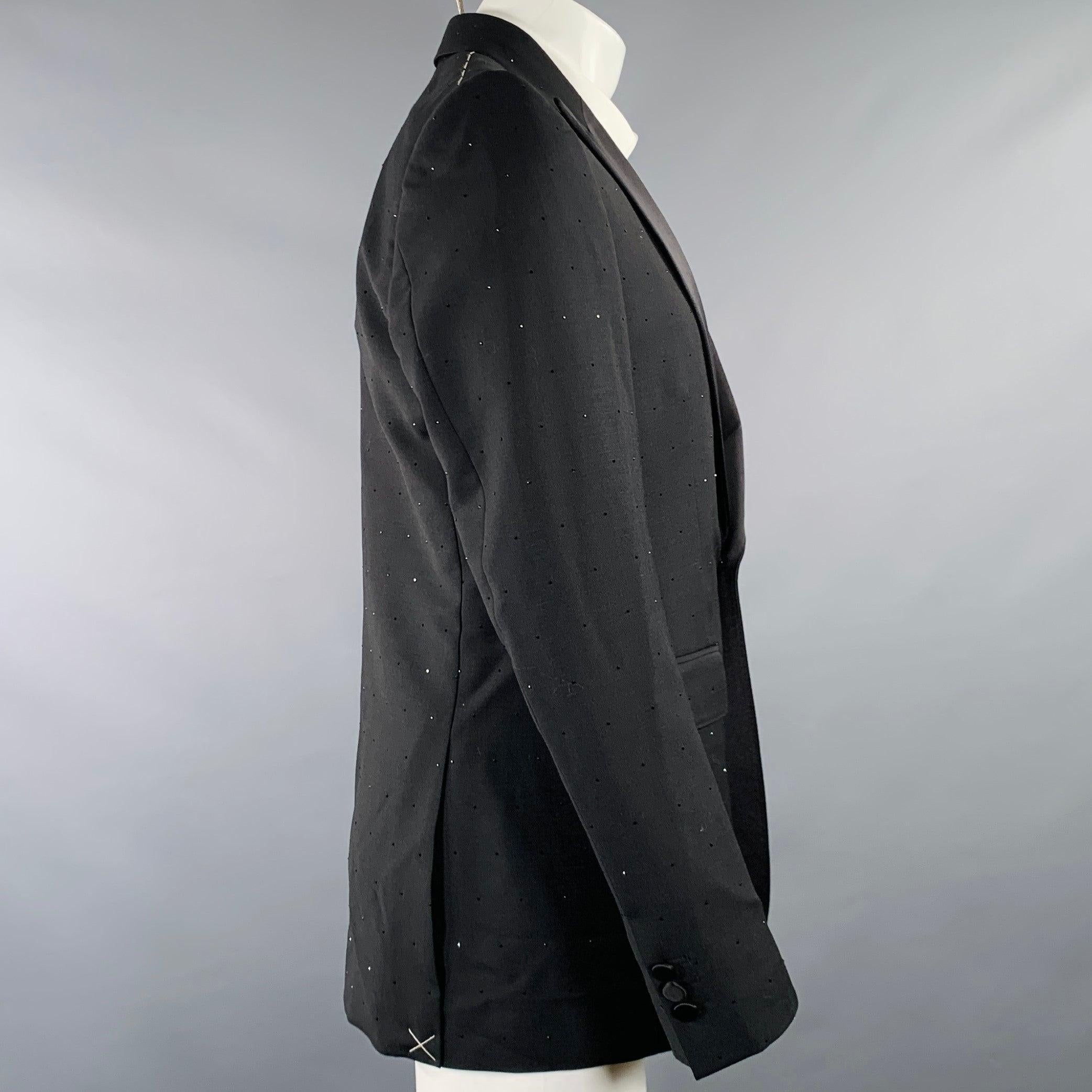Noir Burberry Taille 40 Manteau de sport en laine mohair cloutée à revers pointe noir en vente