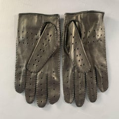 Burberry taglia 8 Guanti in pelle di agnello traforata oro nero