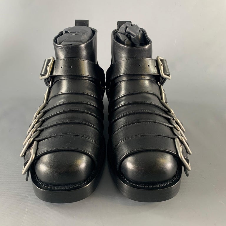BURBERRY Size 8.5 Black Leather Pull On Boots For Sale at  display picture 1