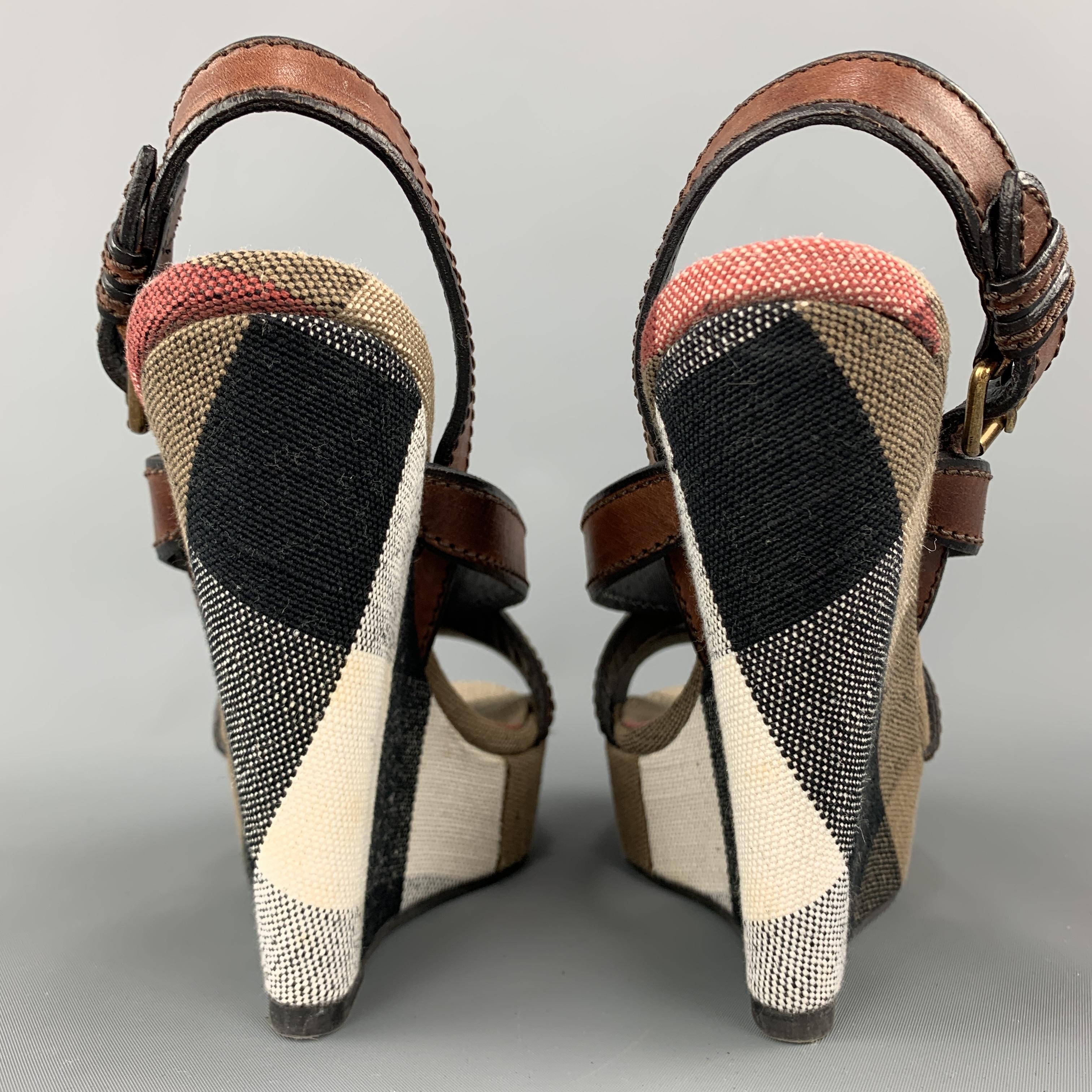 BURBERRY Size 9 Tan Signature Plaid Canvas Platform Wedges In Excellent Condition In San Francisco, CA