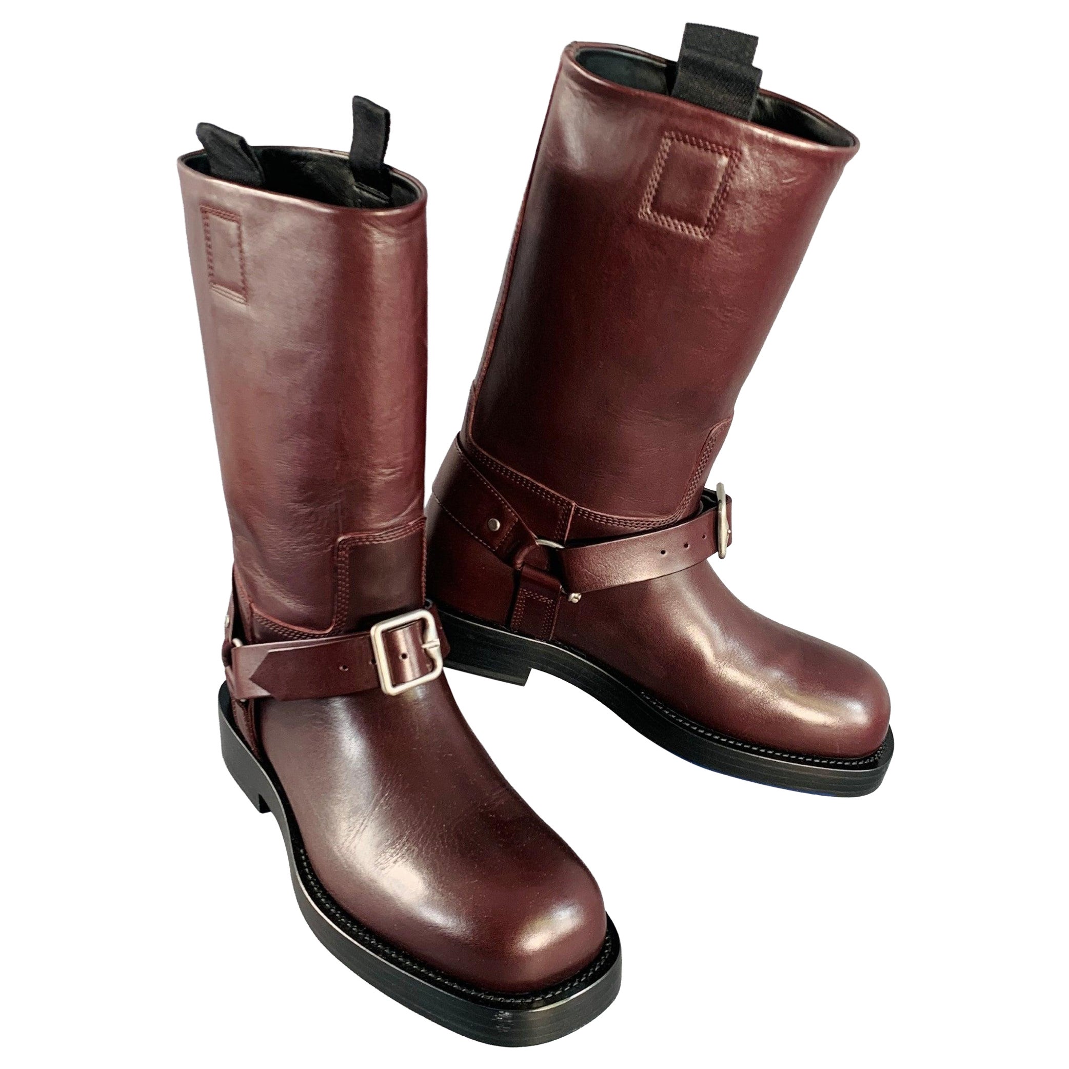 BURBERRY Taille 9.5 Burgundy Leather Calf High Pull On Harness Boots