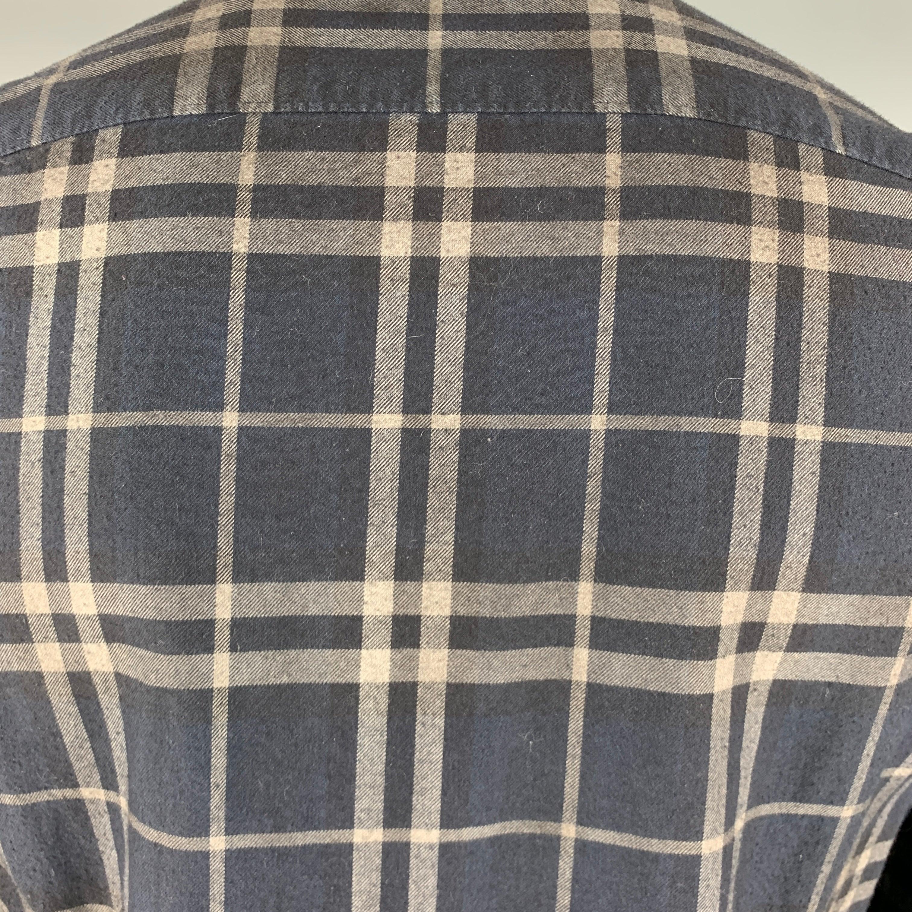 Men's BURBERRY Size L Navy Grey Plaid Cotton Button Up Long Sleeve Shirt For Sale
