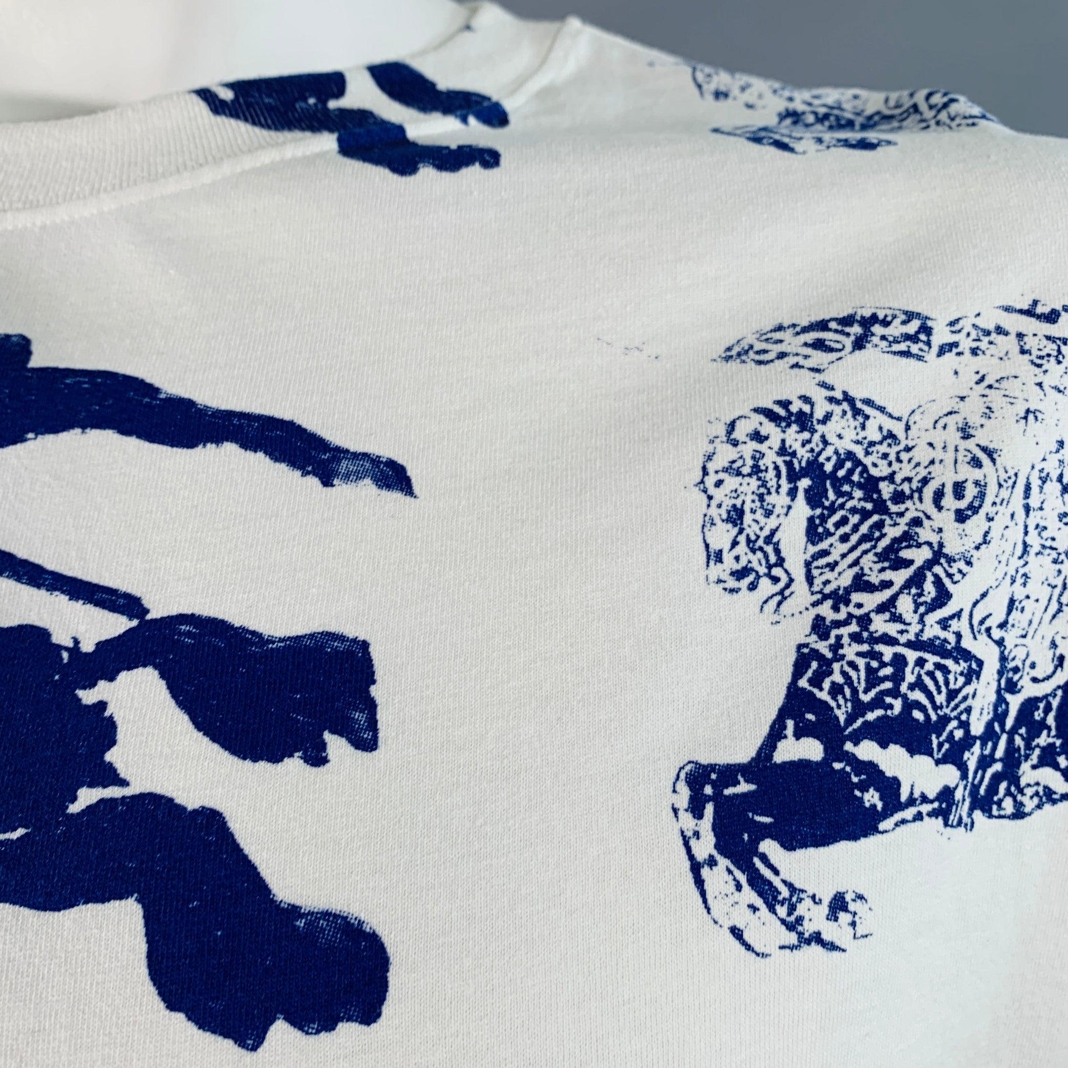BURBERRY Size L White Blue Logo Print Cotton Blend Short Sleeve T-shirt en vente 1