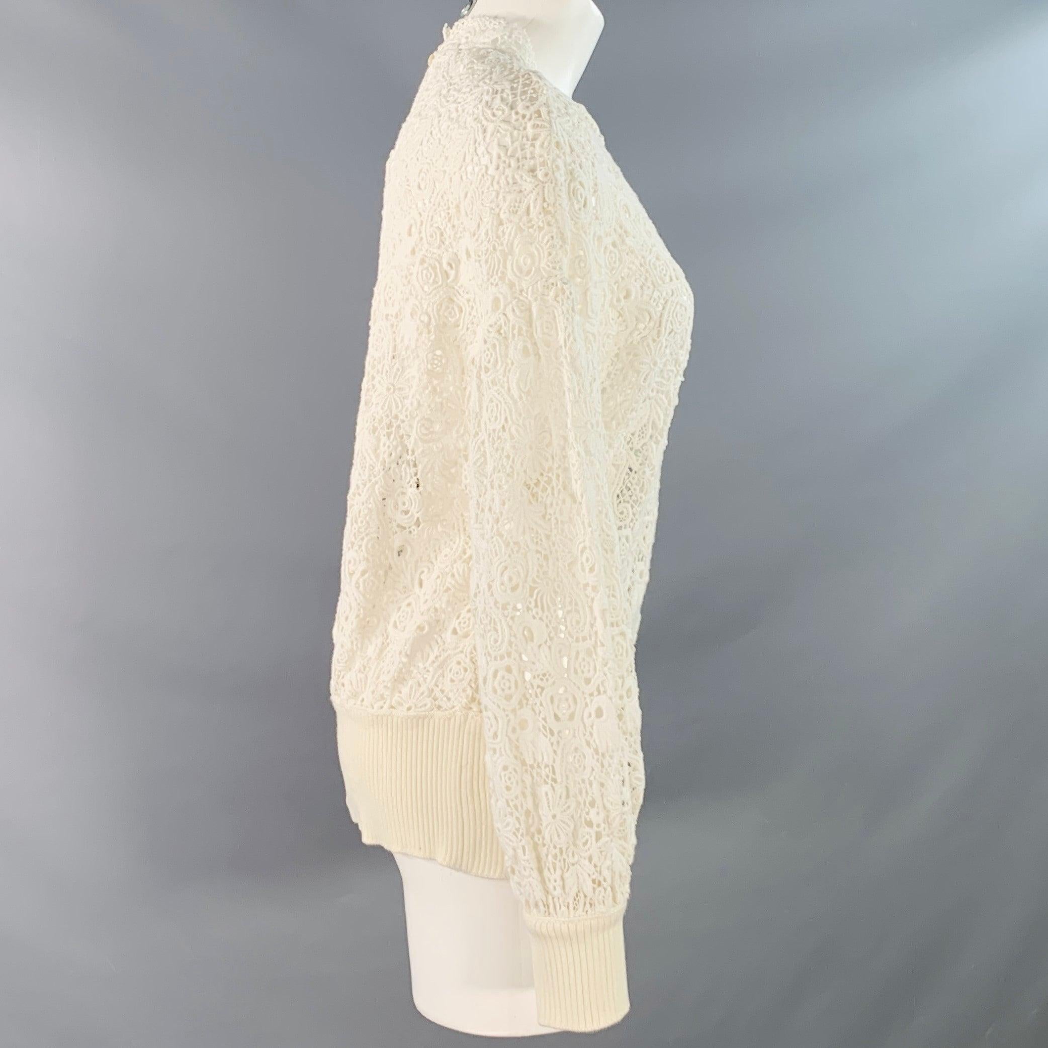 Bianco Burberry Taglia M Camicetta a maniche lunghe in misto cotone e pizzo guipure bianca in vendita