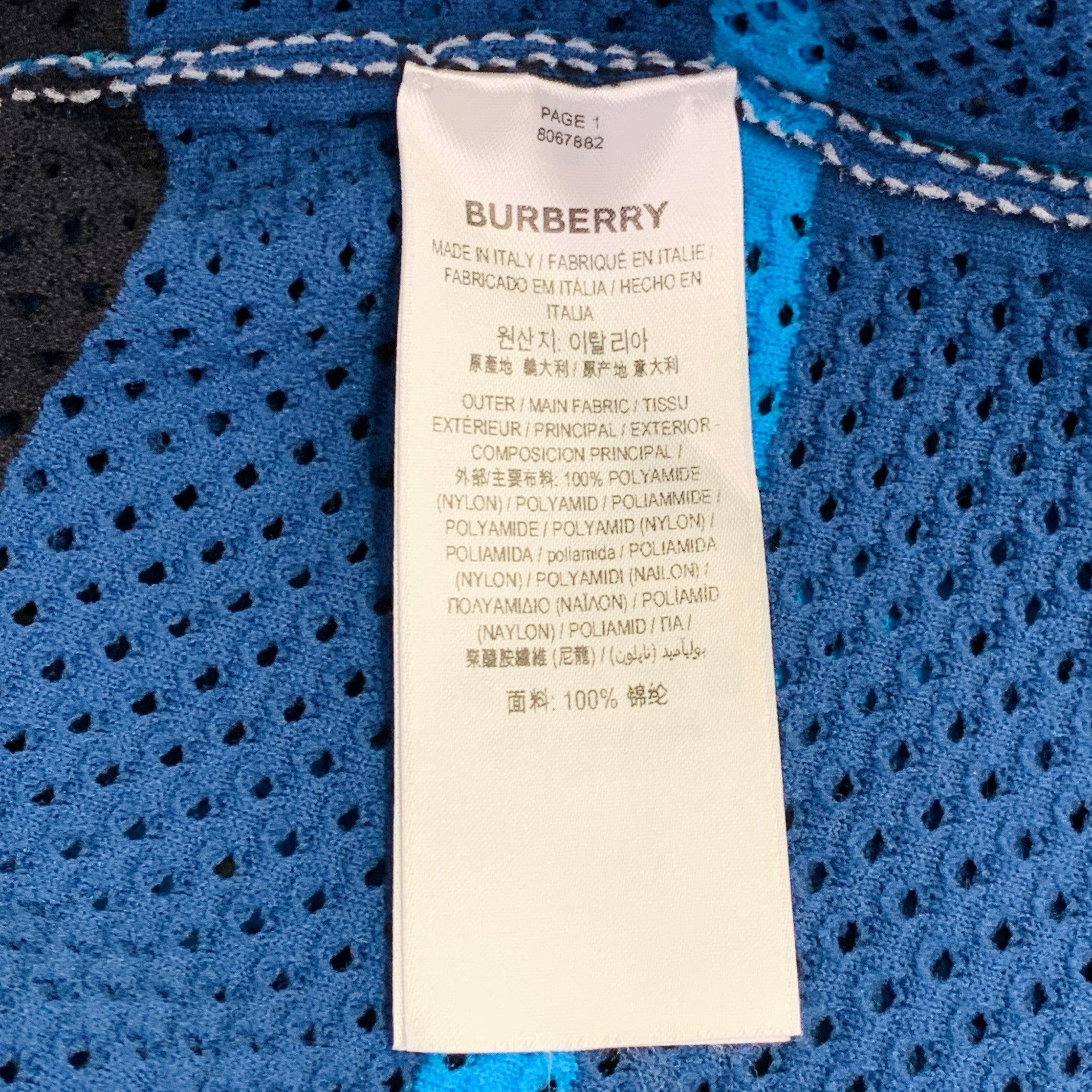 Burberry Size S Blue Black White Stripe Stretch Polyamide Mesh Camp Short Sleeve Shirt Pour hommes en vente