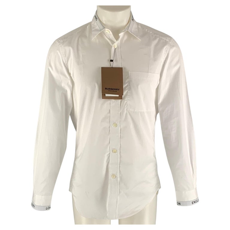 BURBERRY Größe S Weißes langärmeliges Hemd aus massiver Baumwolle mit  Knopfleiste im Angebot bei 1stDibs