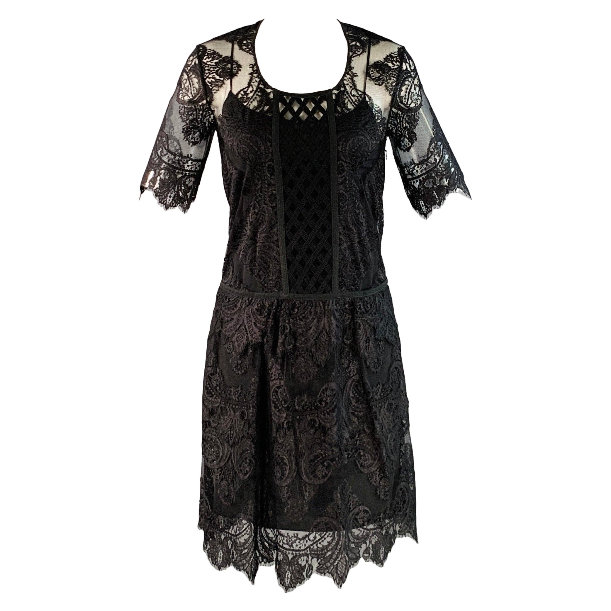 BURBERRY Größe XS Schwarz Spitze Kurzarm Drop Waist Knielang Cocktailkleid im Angebot