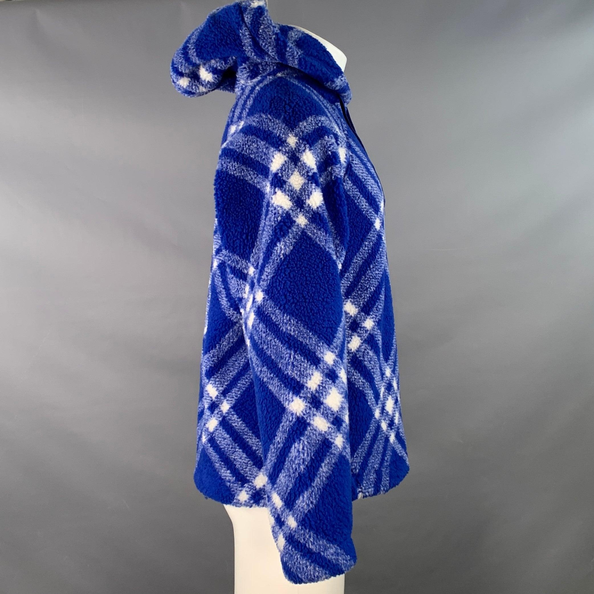 BURBERRY Size XS Blue White Plaid Acrylic Blend Fleece Hoodie Pullover Jacket In Excellent Condition For Sale In San Francisco, CA