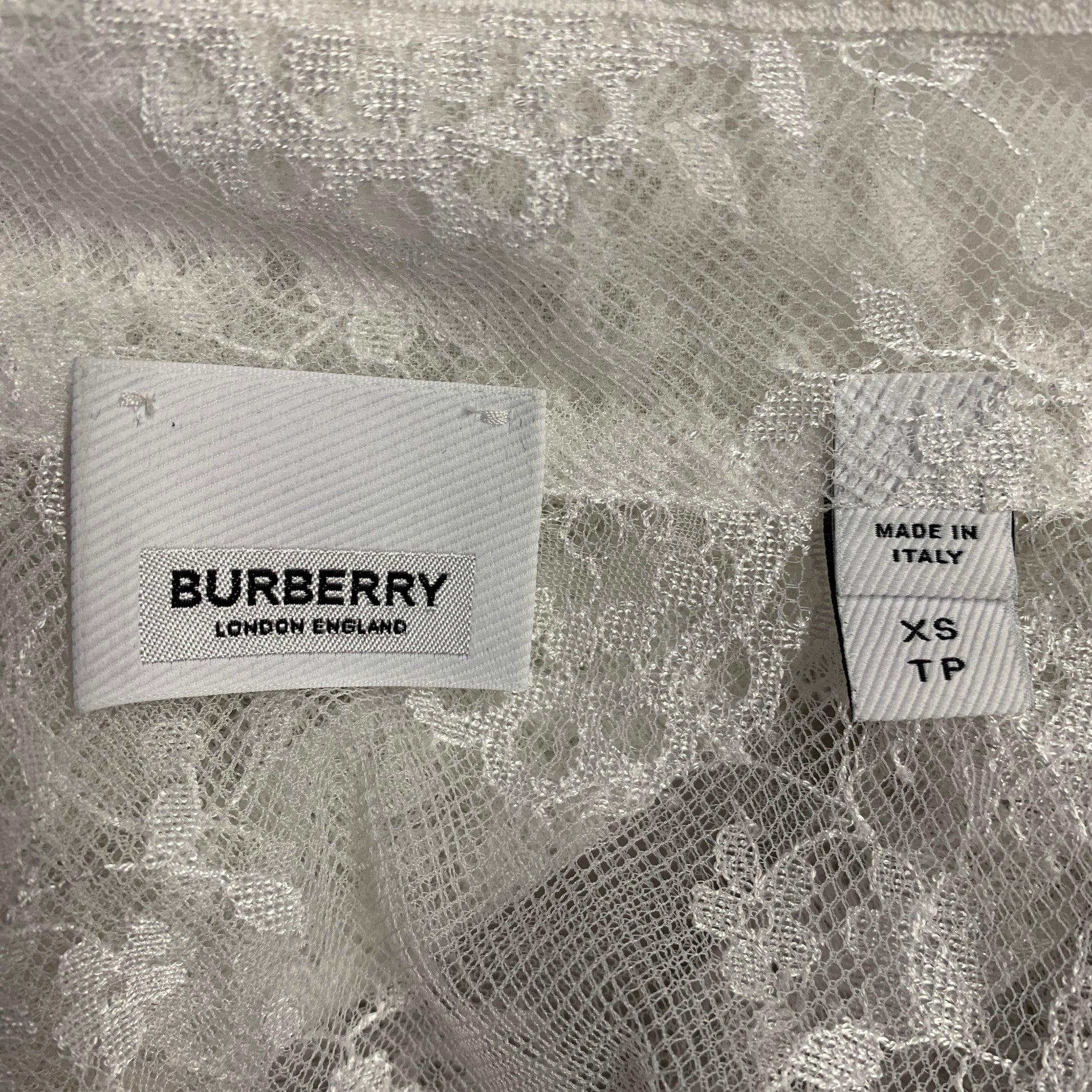 Uomo Burberry Taglia XS Camicia a maniche lunghe in pizzo bianco misto viscosa con fiocco in vendita