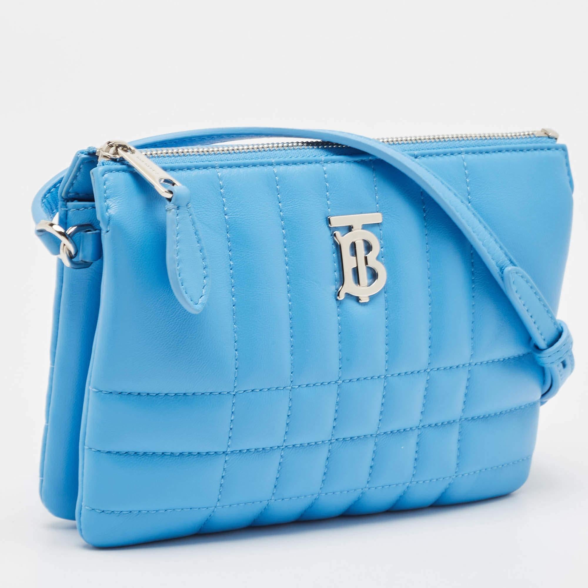 Bolso Crossbody Lola de doble bolsa de piel acolchada con cuadros azul cielo de Burberry Azul en venta
