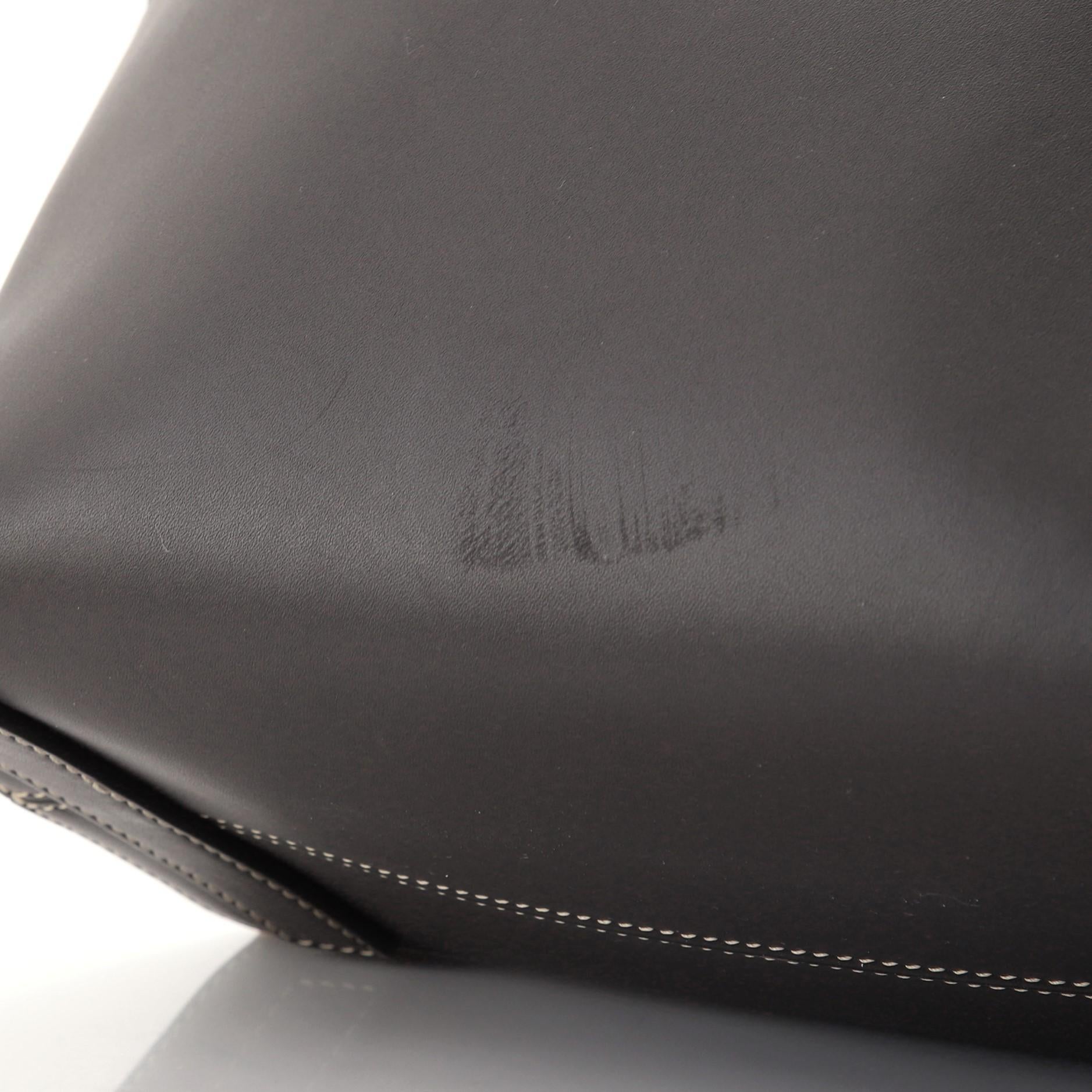 Burberry Society Top Handle Tasche aus Leder 2