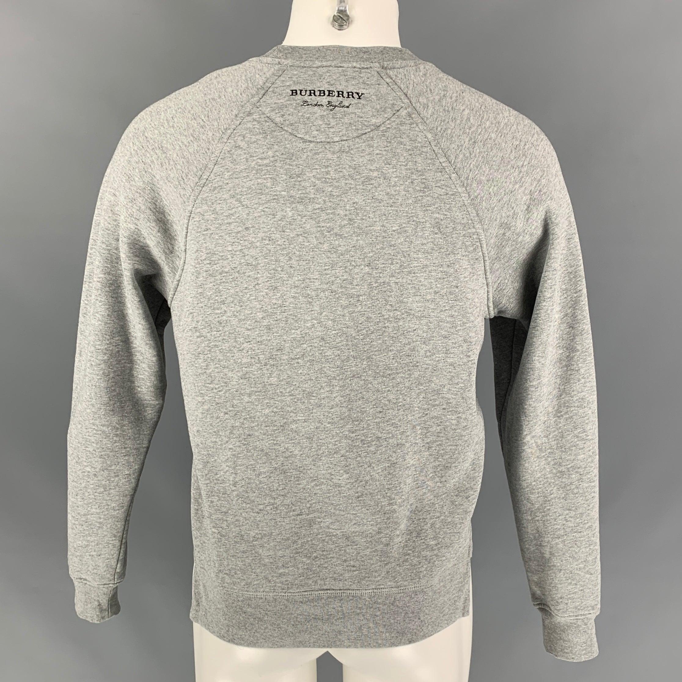 BURBERRY Spring 2017 Size S Grey Graphic Cotton / Polyester Crew-Neck Sweatshirt For Sale 2