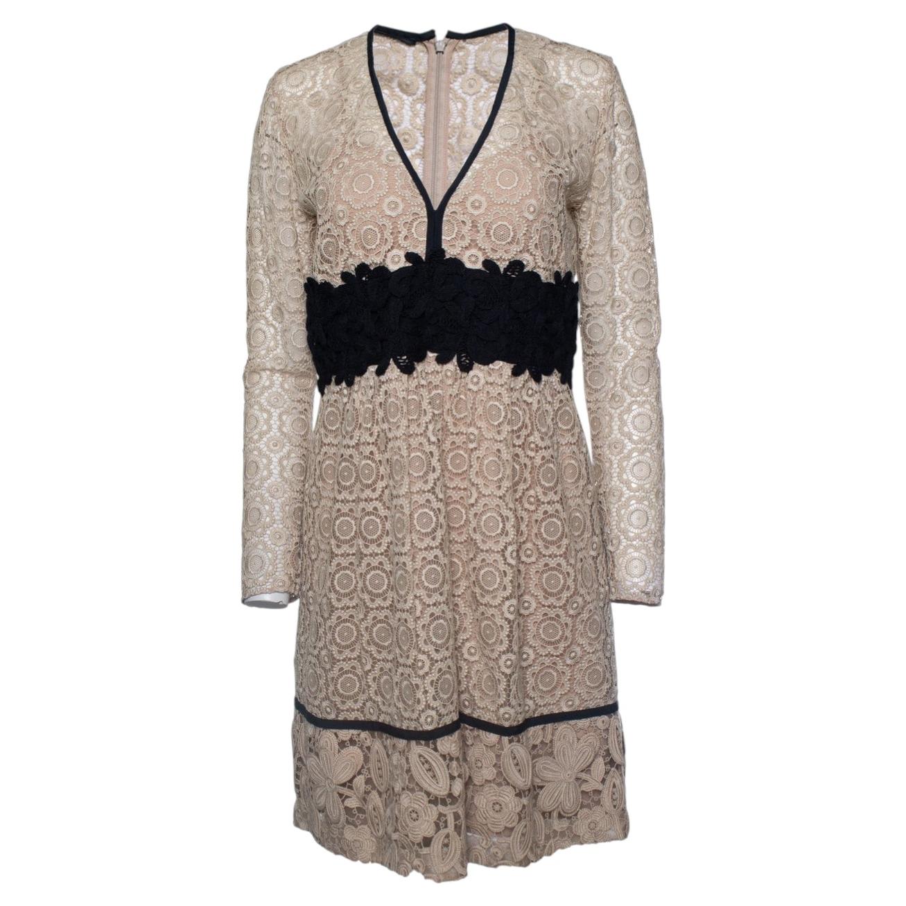 Burberry, SS16 Cocktail midi dress in beige lace