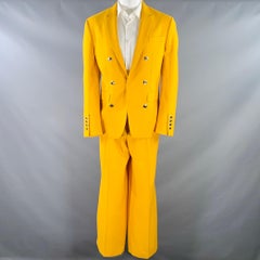 BURBERRY SS23 Size 40 Yellow Wool Double Breasted Peak Lapel Single Snap Suit