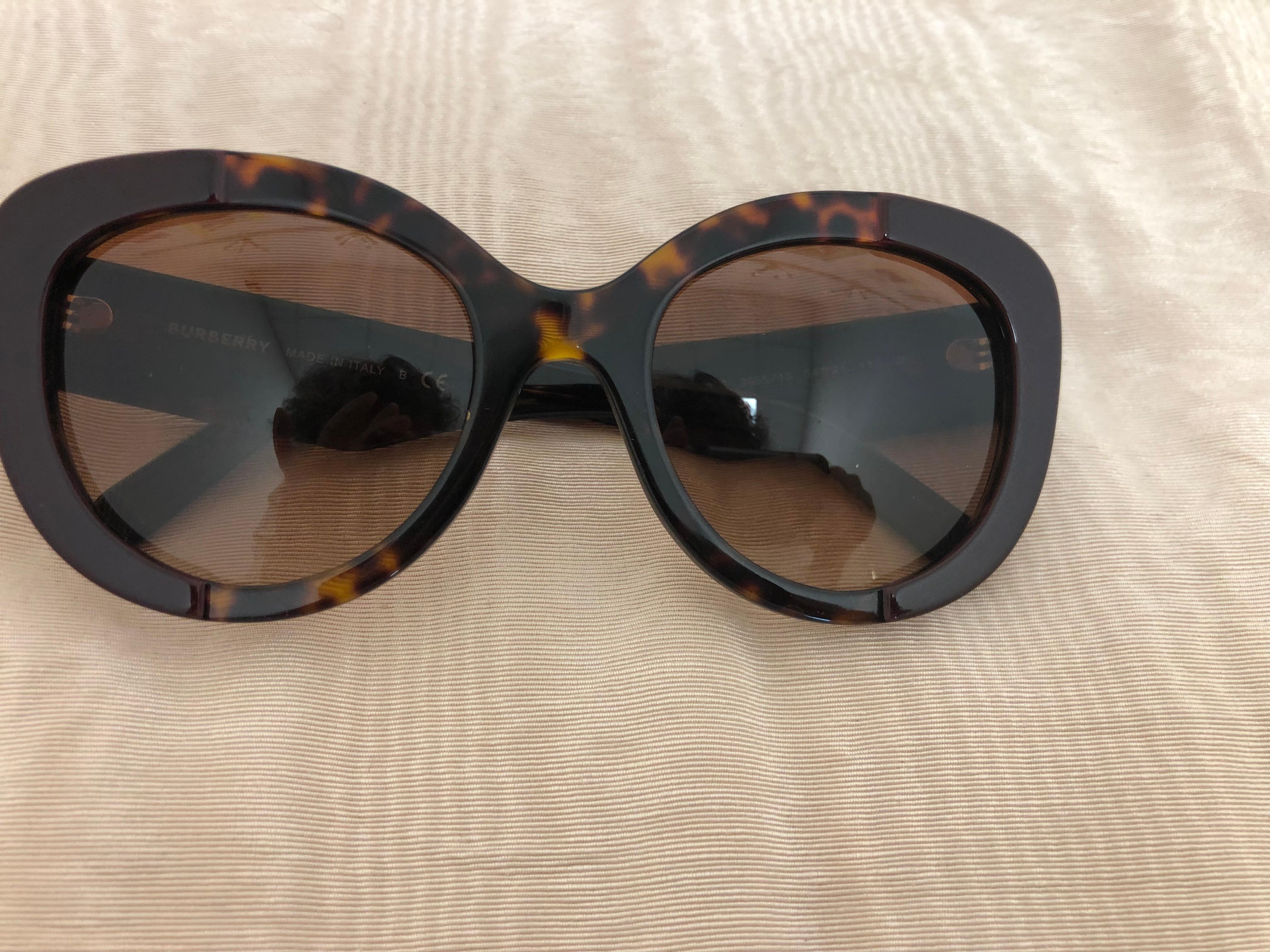 Burberry Sunglasses Model #B4253 3655/13 Unisex 1
