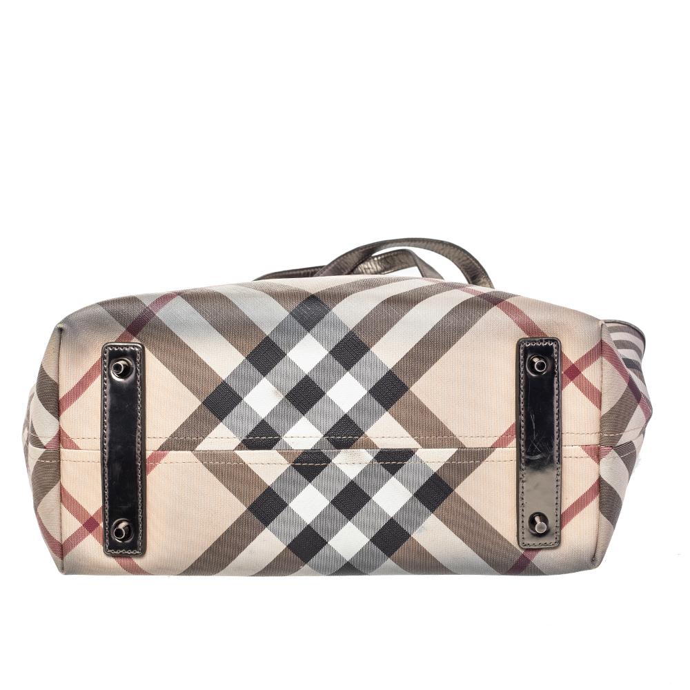 Burberry Supernova Check Coated Canvas and Patent Leather Nickie Tote In Good Condition In Dubai, Al Qouz 2