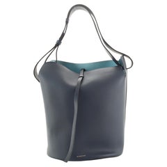 Burberry Supple Bucket Bag Leather Medium