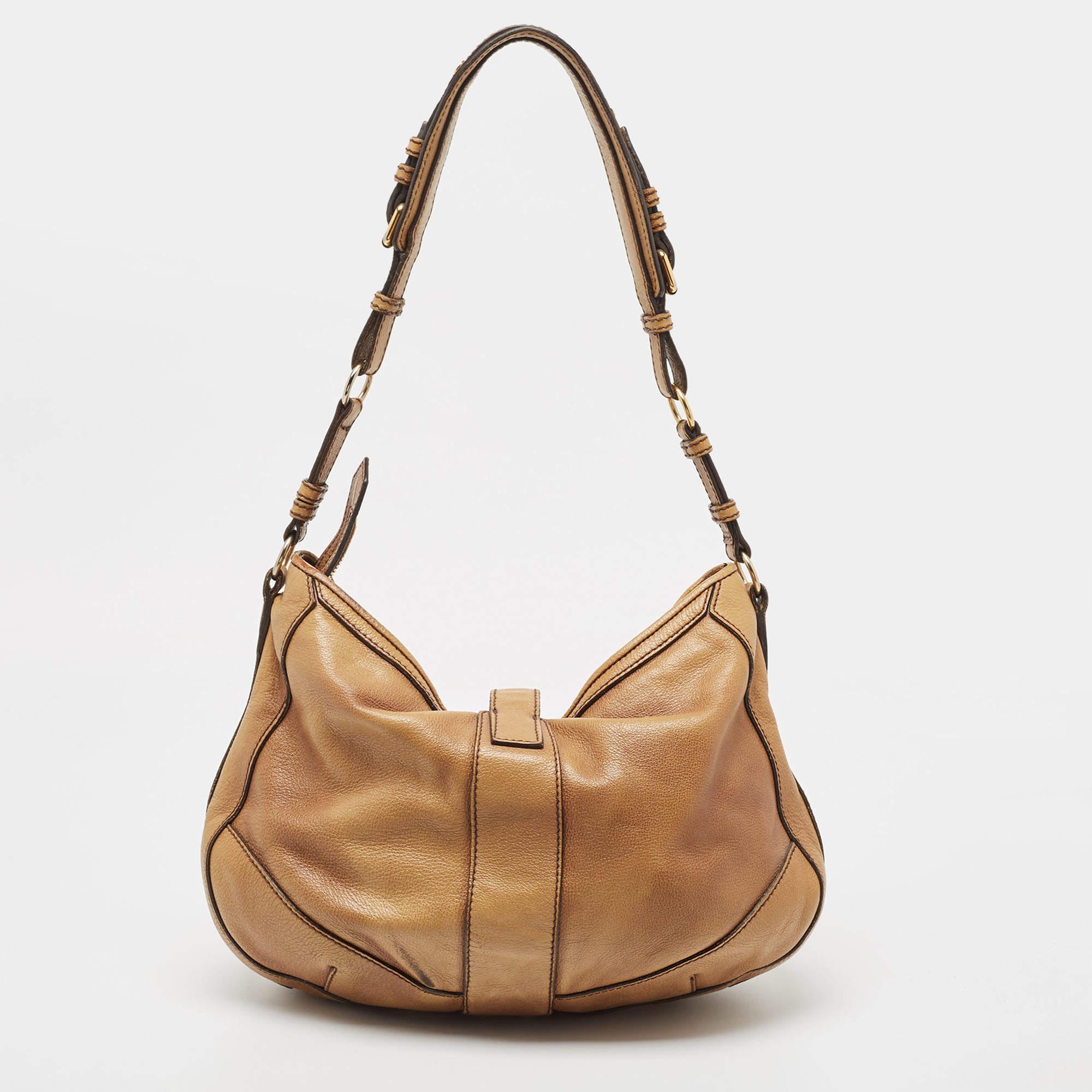Women's Burberry Tan Textured Leather Bartow Hobo For Sale