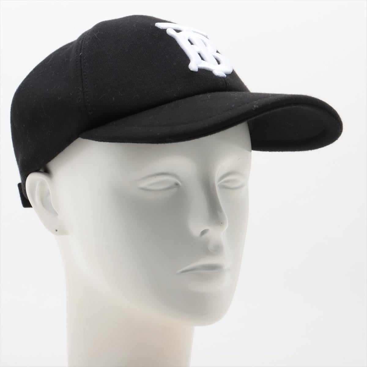 Burberry TB Logo Cap Black In Good Condition In Humacao, PR