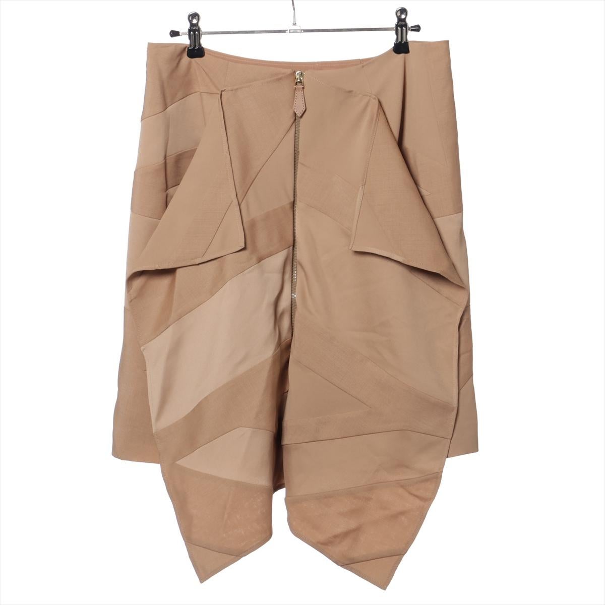 Burberry Tisci Period Skirt Beige In Good Condition For Sale In Humacao, PR