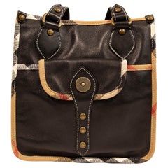Burberry Tote Bag aus schwarzem Leder und Burberry Karo-Segeltuch