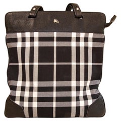  Burberry Tote / Shoulder Bag in Black & White Tartan Canvas 