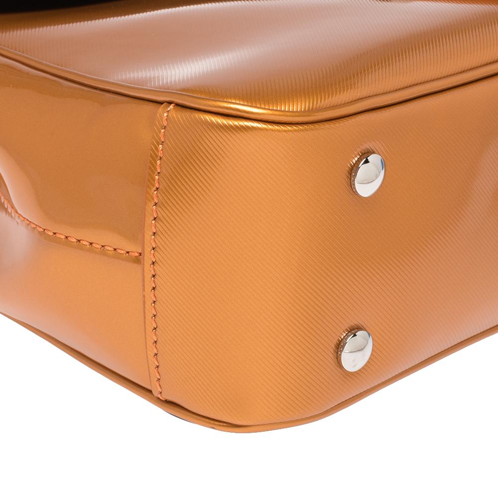 Burberry Tri Color Patent and Leather Medium DK88 Top Handle Bag In Good Condition In Dubai, Al Qouz 2