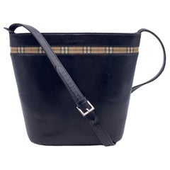 Burberry Vintage Haymarket Bucket Umhängetasche aus schwarzem Leder