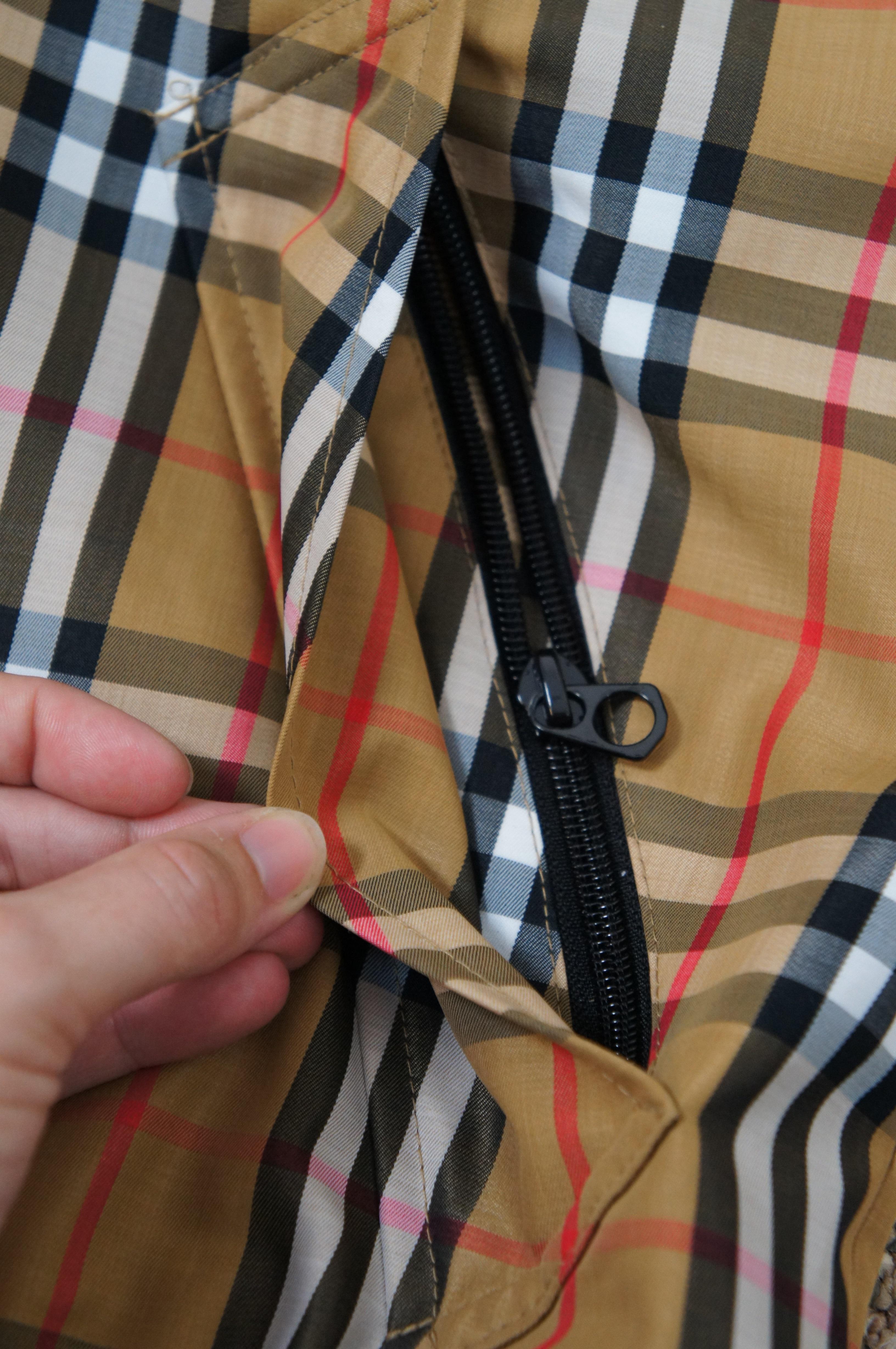 Burberry Vintage Karierte leichte Herren-Bomberjacke mit vollem Reißverschluss im Zustand „Gut“ in Dayton, OH
