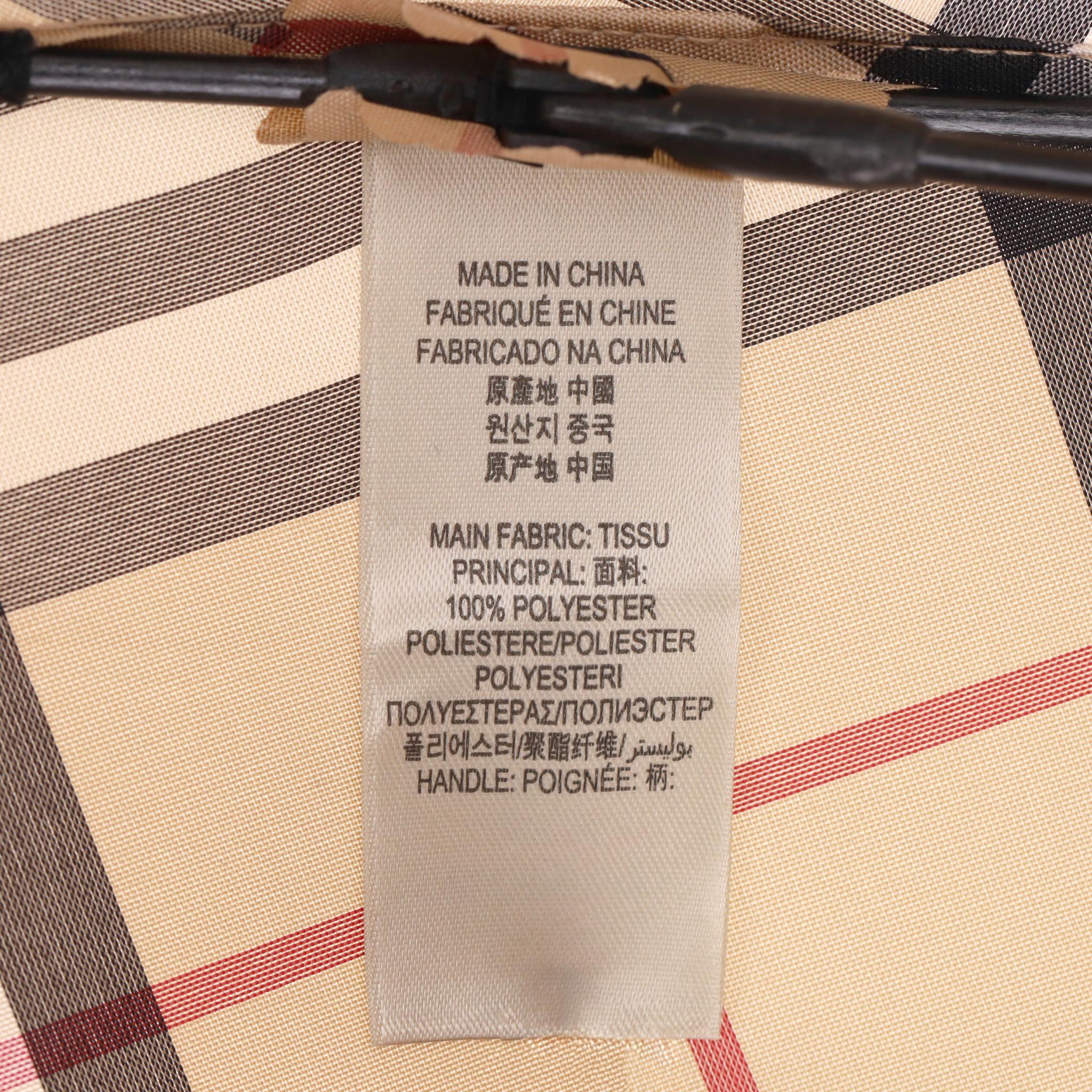 Burberry Vintage Check Umbrella With A Matching Cover For Sale 5