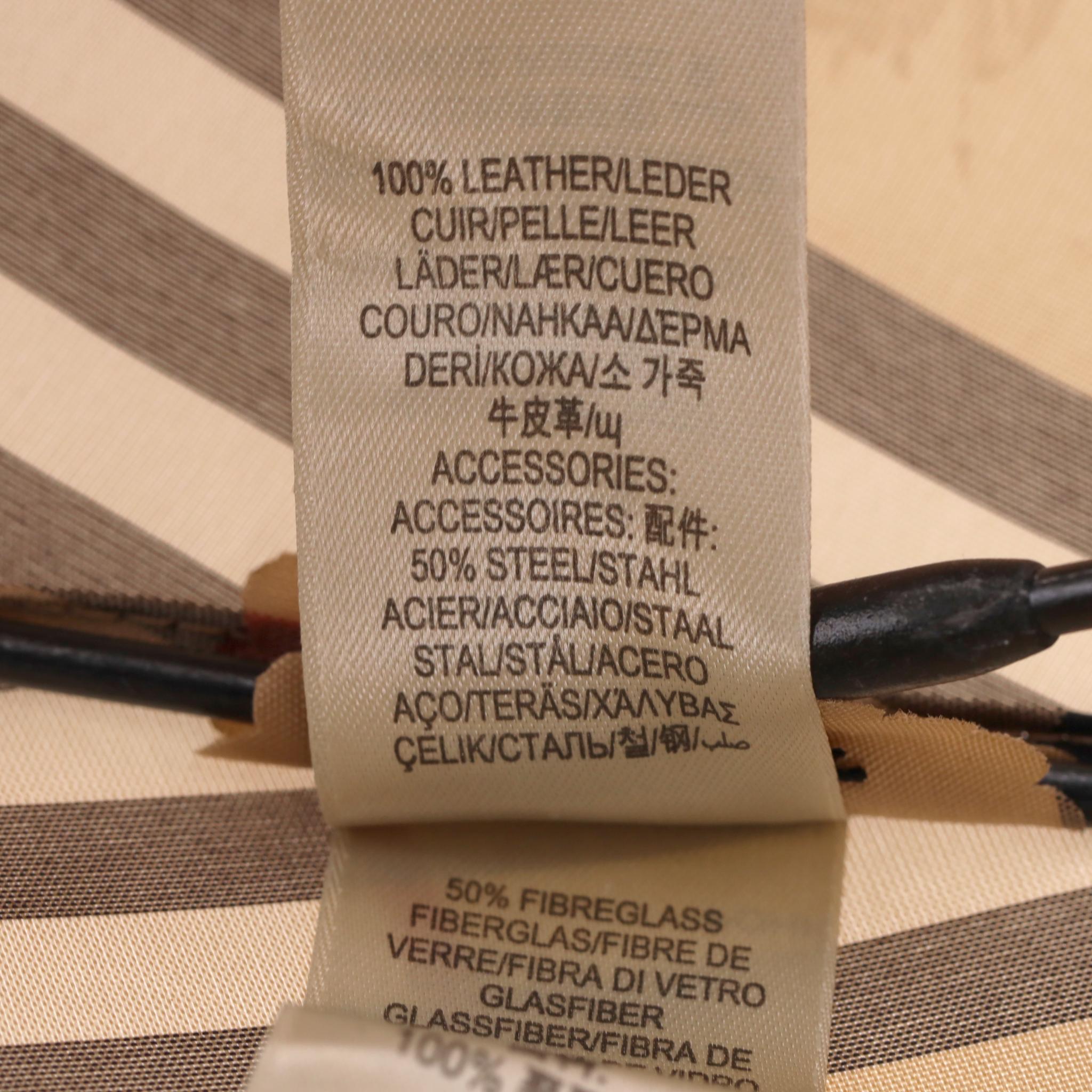Burberry Vintage Check Umbrella With A Matching Cover For Sale 6
