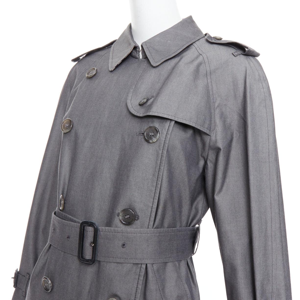 BURBERRY Vintage Made To Measure grey cotton trench coat UK12 L
Reference: CNLE/A00380
Brand: Burberry
Collection: made to measure
Material: Cotton
Color: Grey
Pattern: Solid
Closure: Button
Lining: Multicolour Fabric
Extra Details: With name 