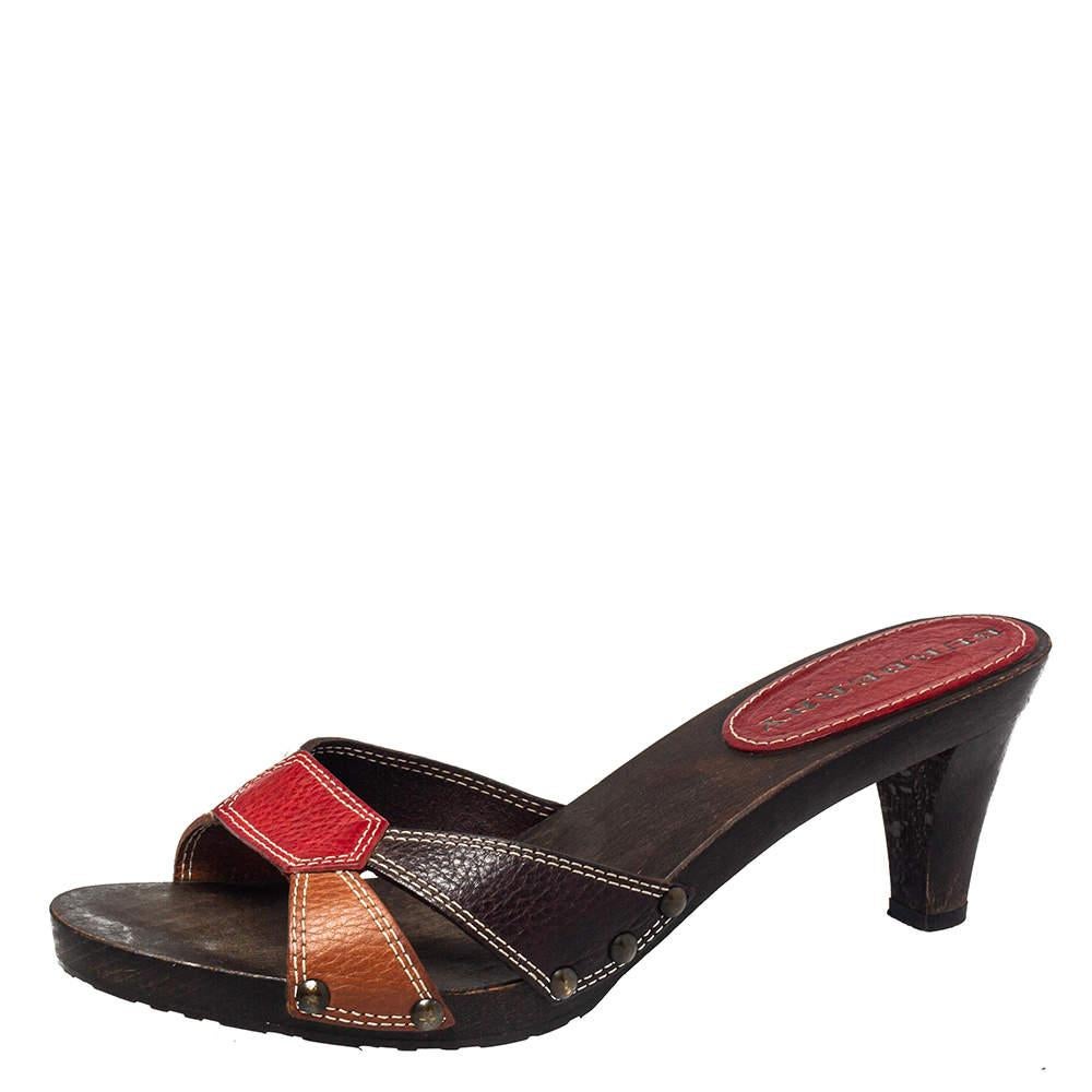Burberry wooden clogs best sale
