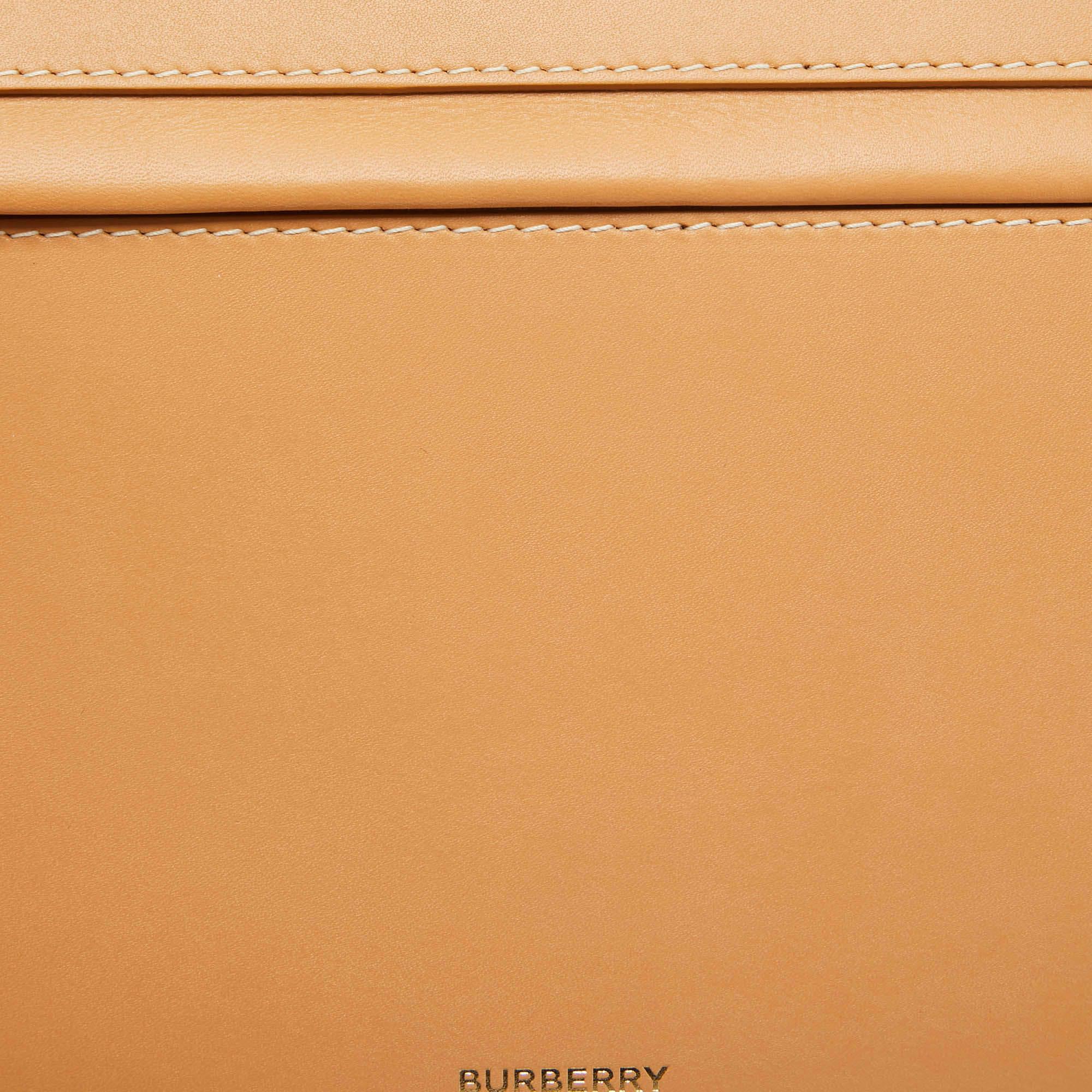Burberry - Sac à bandoulière Olympia en cuir de sable chaud, taille moyenne Pour femmes en vente