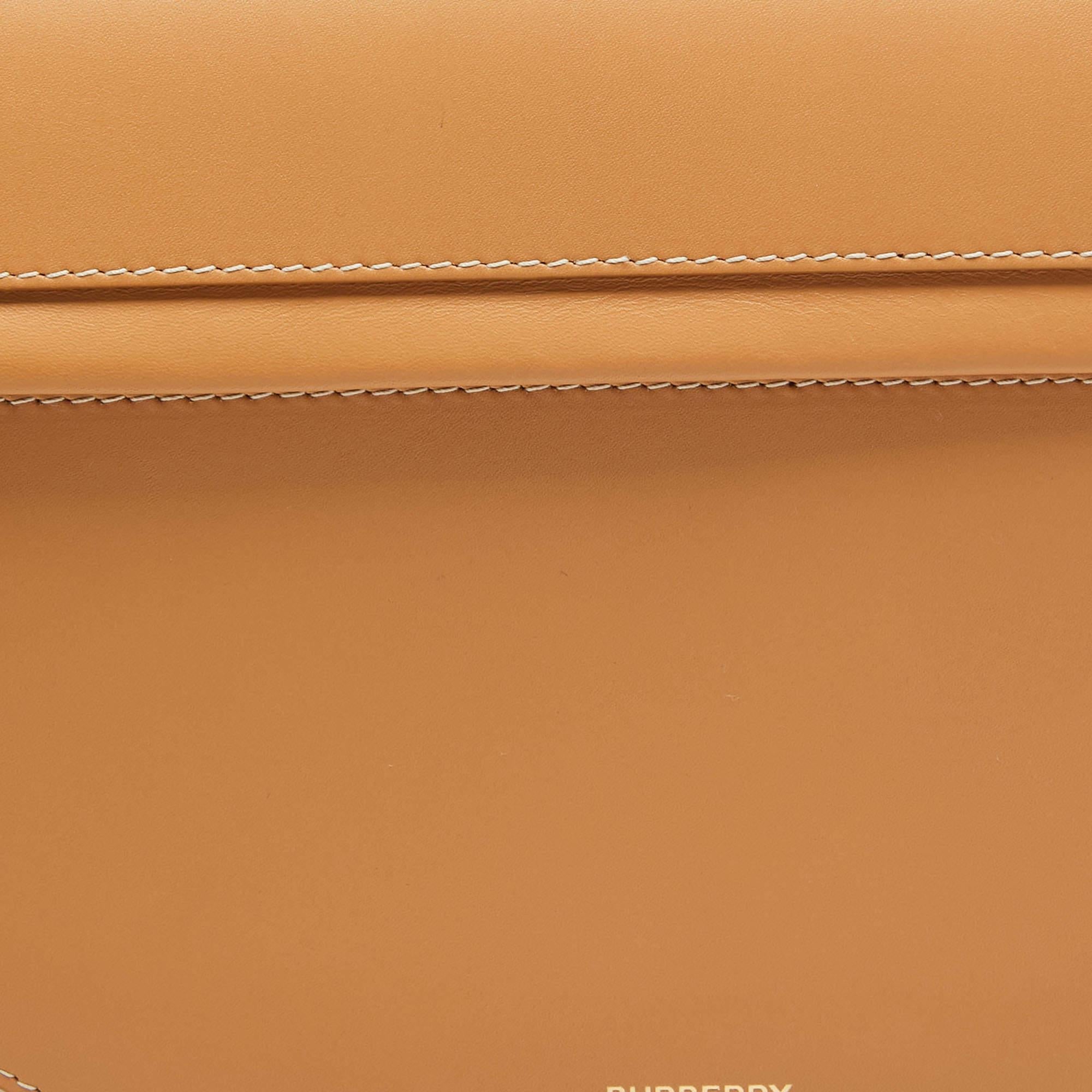Burberry - Sac à bandoulière Olympia en cuir de sable chaud, taille moyenne en vente 1