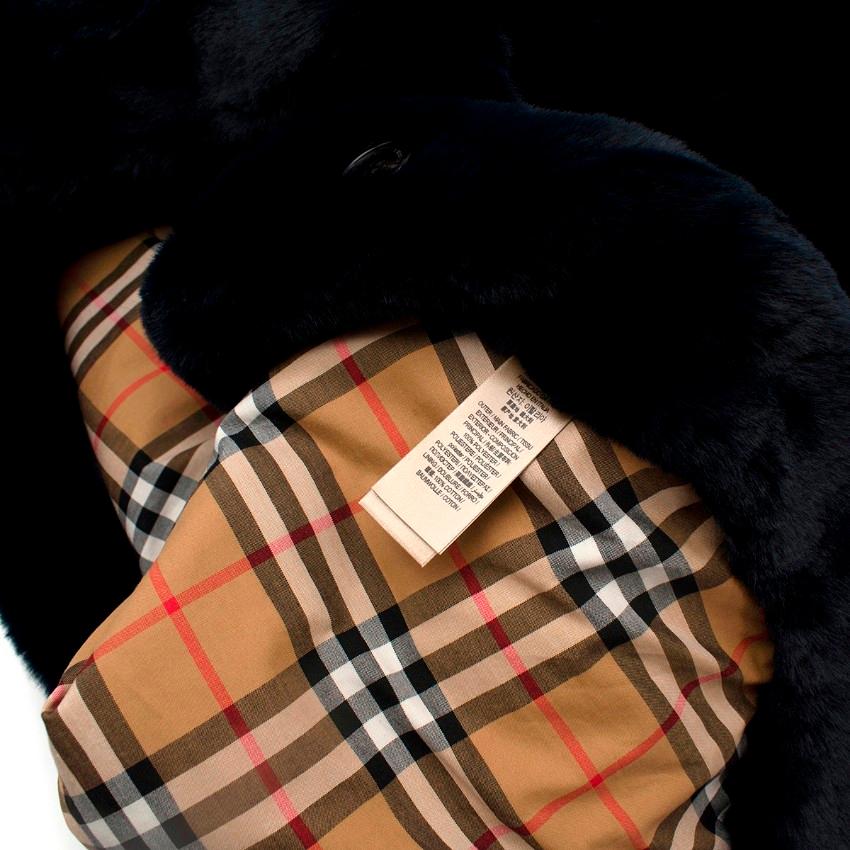 Burberry Whalton Navy Faux-Fur Short Cape Jacket For Sale 5