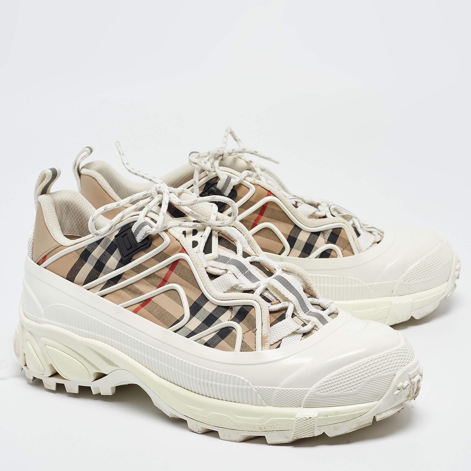 Men's Burberry White/Beige Check Fabric and Rubber Arthur Low Top Sneakers Size 43