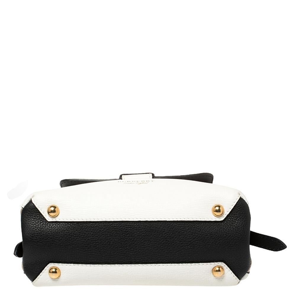 Burberry White/Black House Check Canvas Small Camberley Top Handle Bag Damen