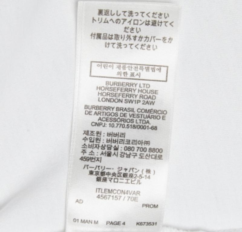 Ottieni il comfort e il giusto stile casual con questa T-shirt firmata. Progettata per essere affidabile e durevole, la creazione presenta una scollatura semplice e dettagli firmati.