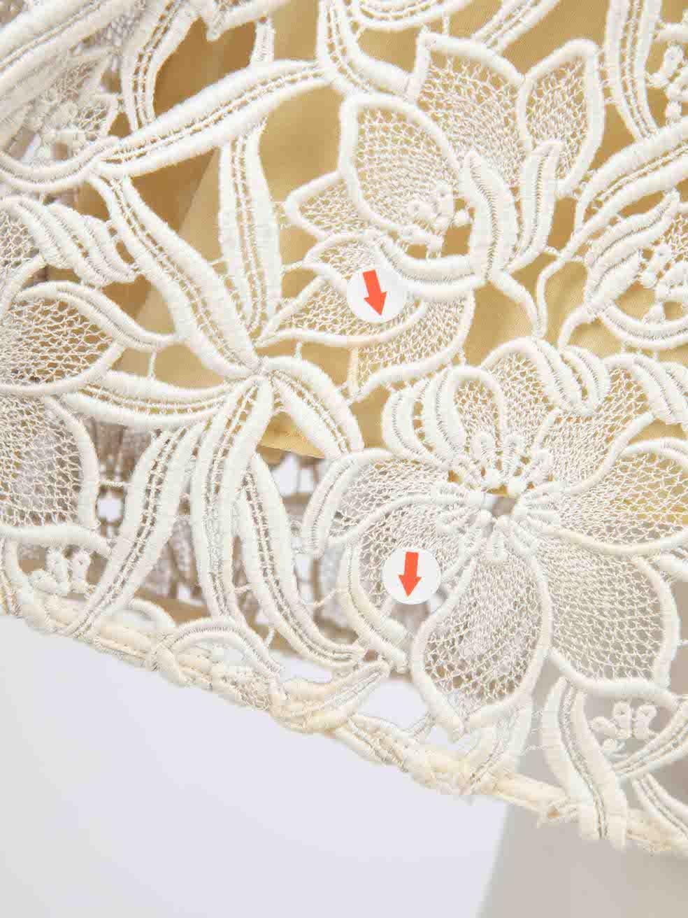 Burberry White Floral Lace Bow Detail Dress Size L For Sale 1