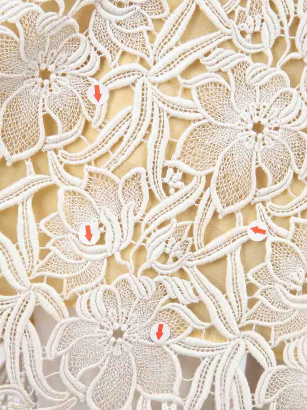 Burberry White Floral Lace Bow Detail Dress Size L For Sale 2