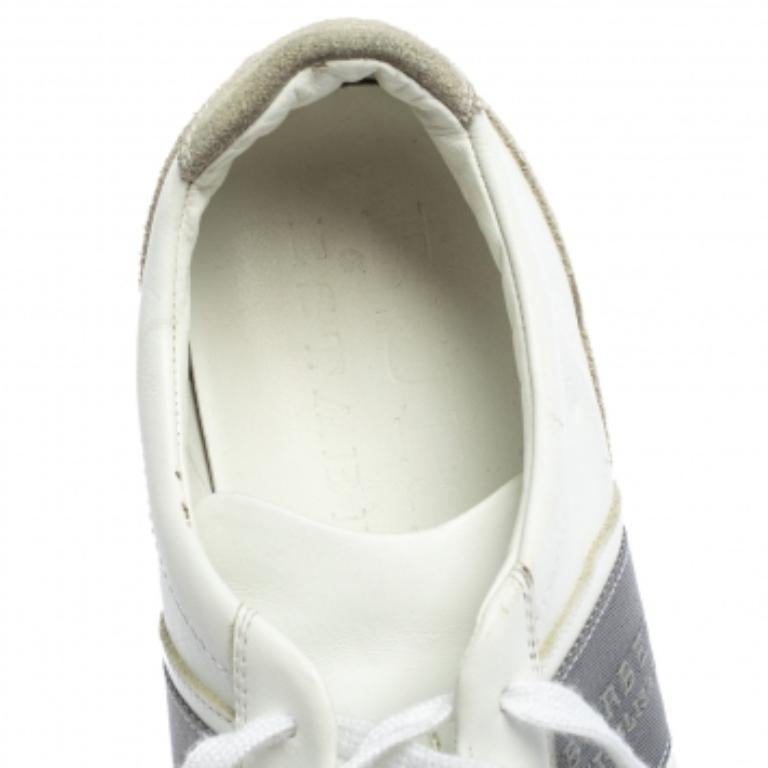 Men's Burberry White/Grey Leather and Suede Lace Up Sneakers Size 42 For Sale