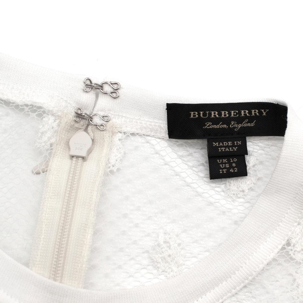 Burberry White Lace Overlay Dress US6 In New Condition For Sale In London, GB