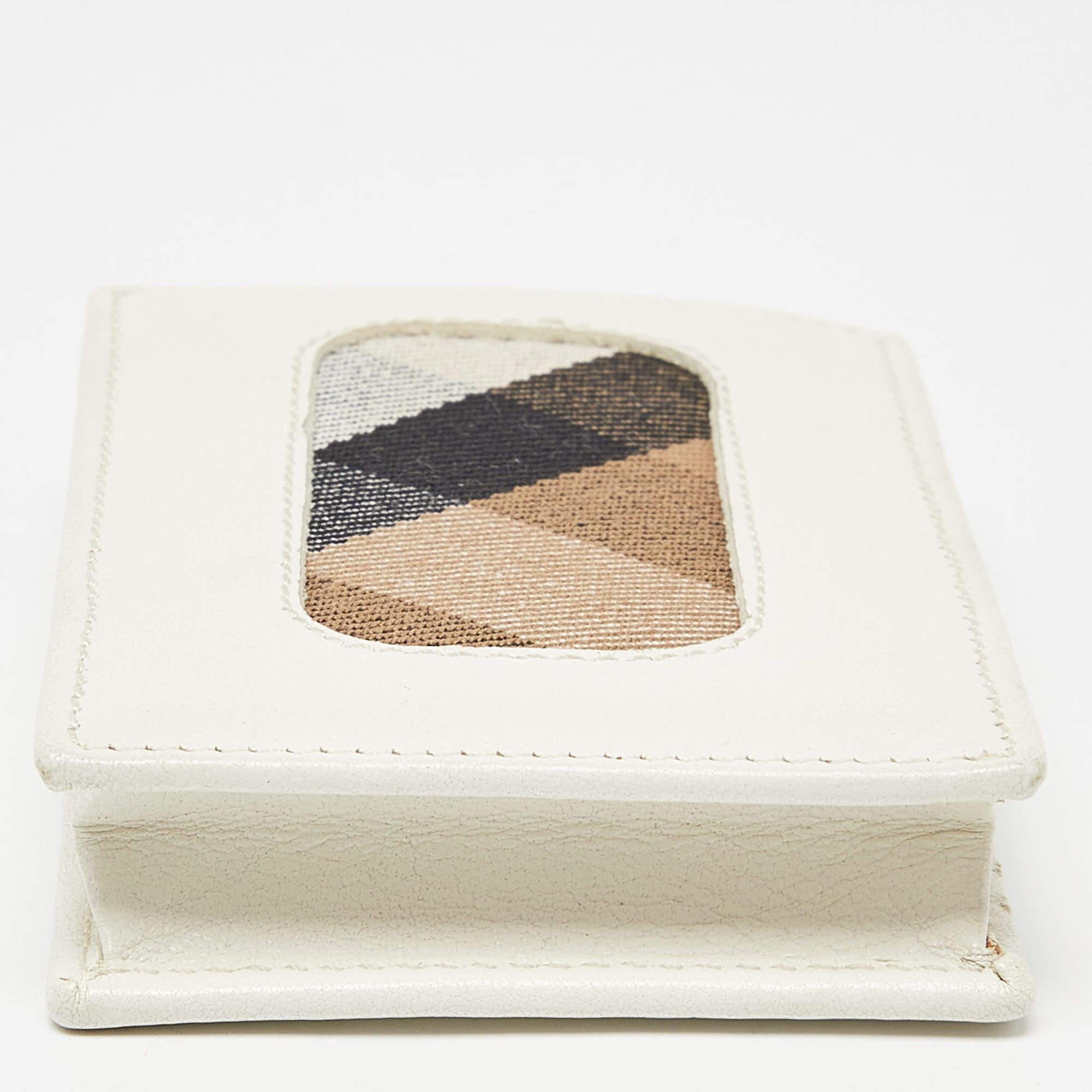 Burberry White Leather and Check Canvas Card Holder with Strap For Sale 3