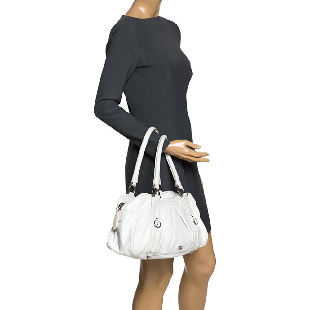 Ashbury Umhängetasche aus weißem Leder von Burberry (Grau)