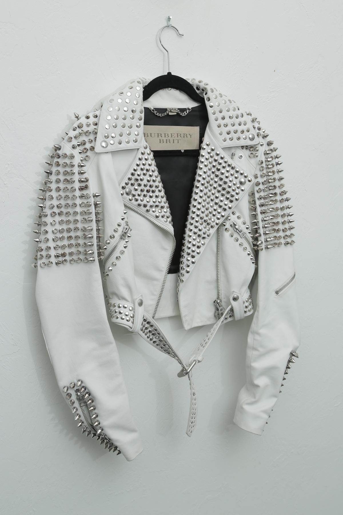 Burberry White Leather Jacket  with Silver Studs 2015. USA 6 UK 4 ITA 40