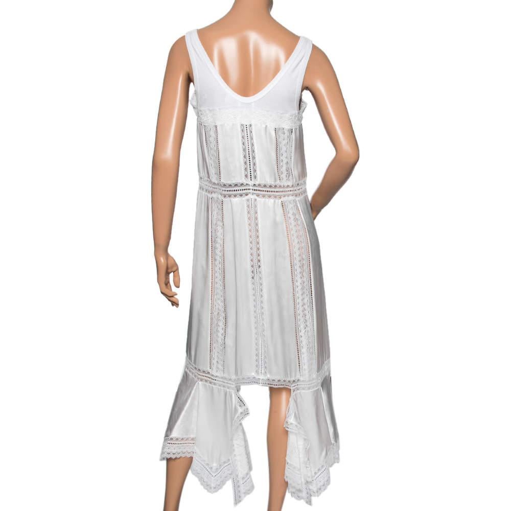 Burberry White Satin Silk & Chantilly Lace Sleeveless Slip Dress S In New Condition For Sale In Dubai, Al Qouz 2