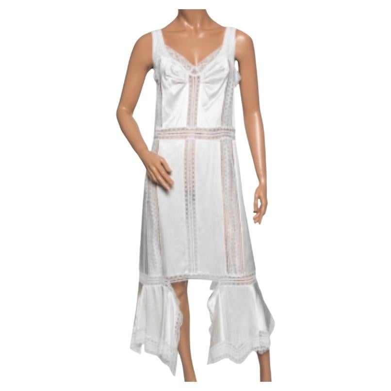 Burberry White Satin Silk & Chantilly Lace Sleeveless Slip Dress S